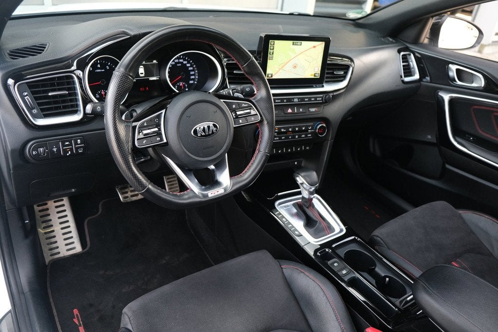Kia ProCeed 1.6 T-GDI GT AUT 204 PK Pano Navi Cam Led Cruise, Auto's, Kia, 15 km/l, Gebruikt, 4 cilinders, Wit