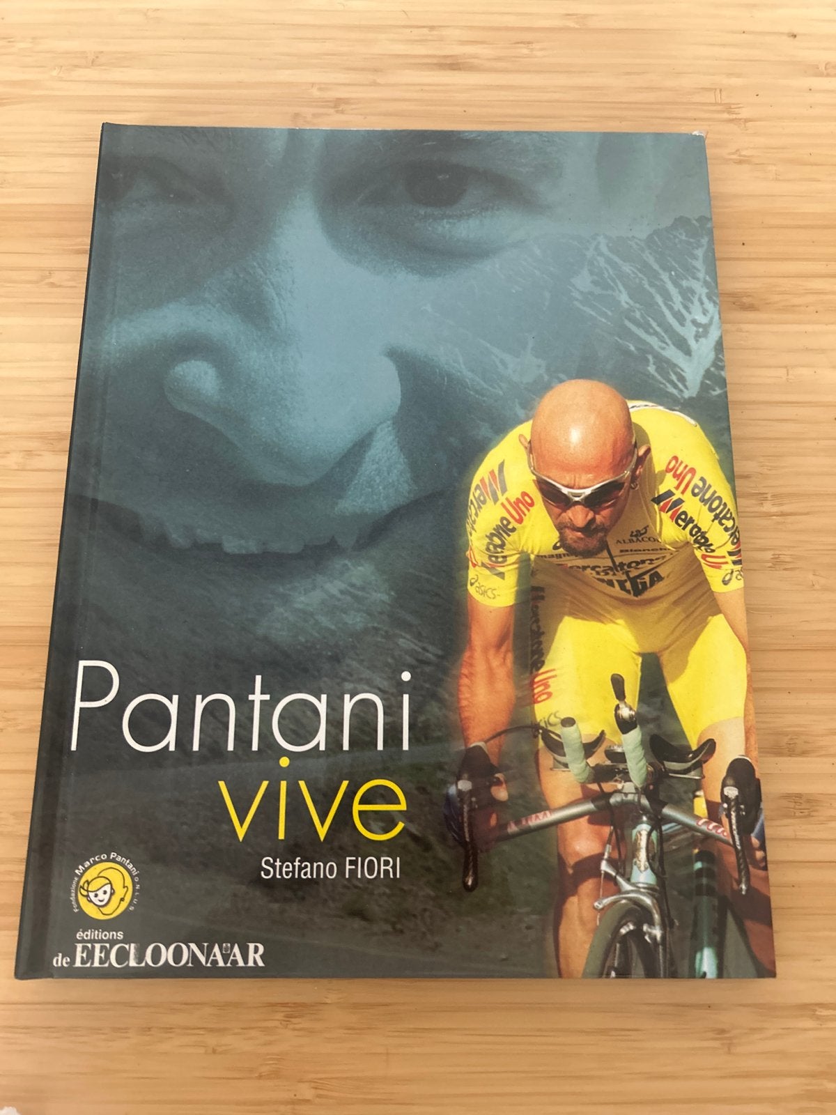 Pantani Vive - Boek over wielrenner Marco Pantani, Boeken, Ophalen of Verzenden, Gelezen, Lopen en Fietsen