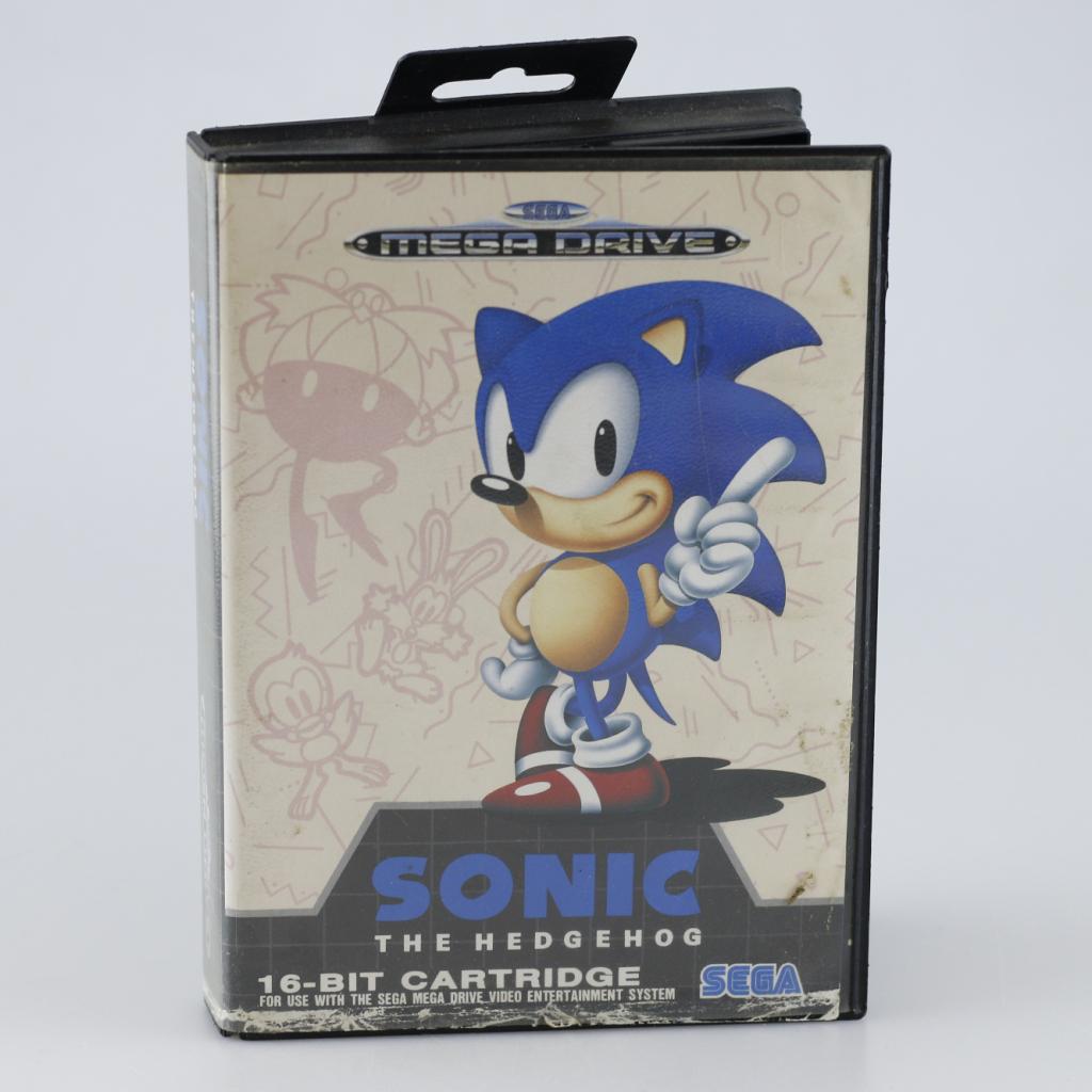 Sega Mega Drive Sonic The Hedgehog, Sega, Zo goed als nieuw, Support@sega.com, SEGA Corporation
1-1-1 Nishi-Shinagawa
Shinagawa-ku, Tokyo 141-0033
Japan