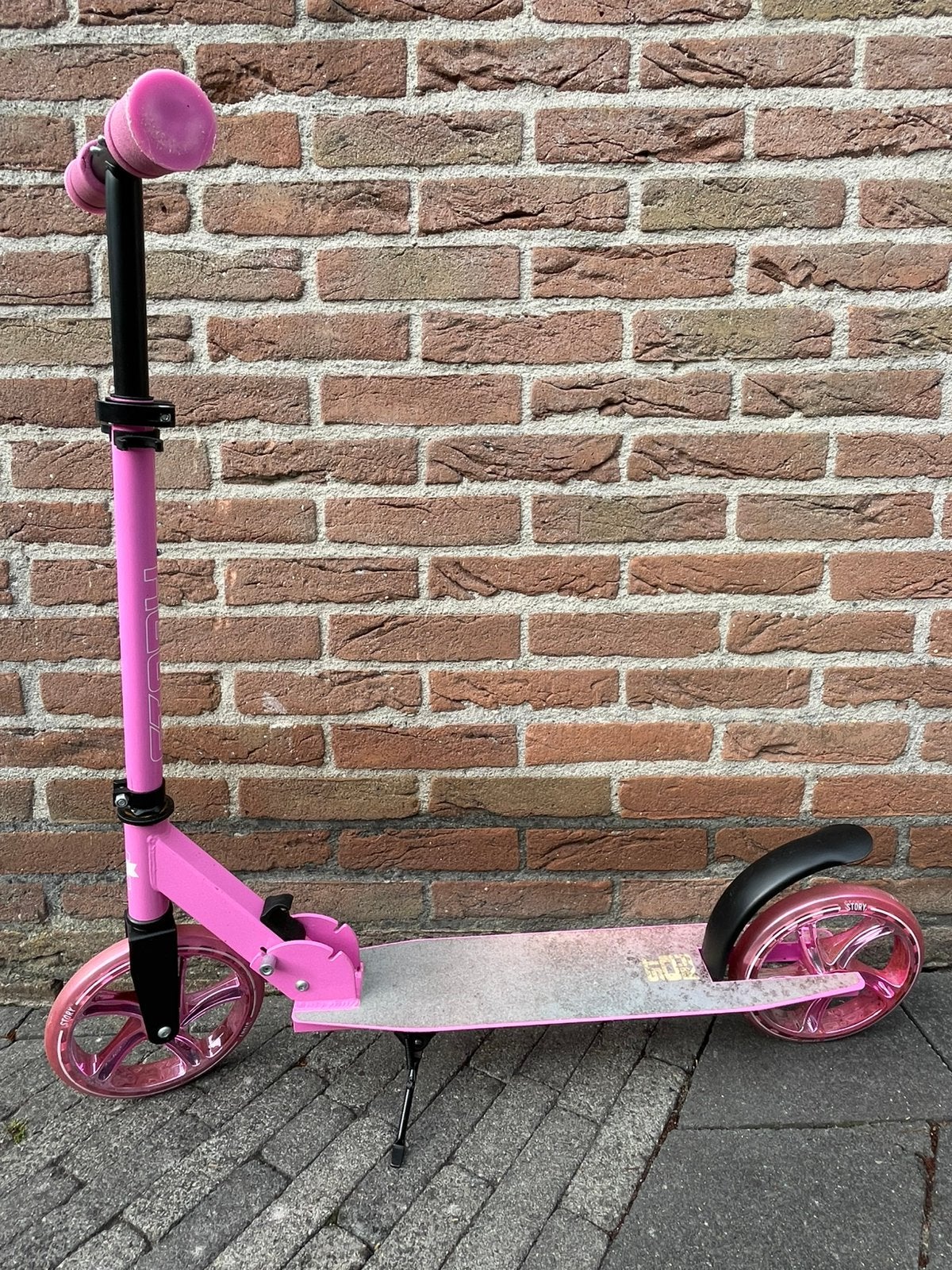 Inklapbare roze kinderstep (z.g.a.n.), Ophalen of Verzenden, Zo goed als nieuw
