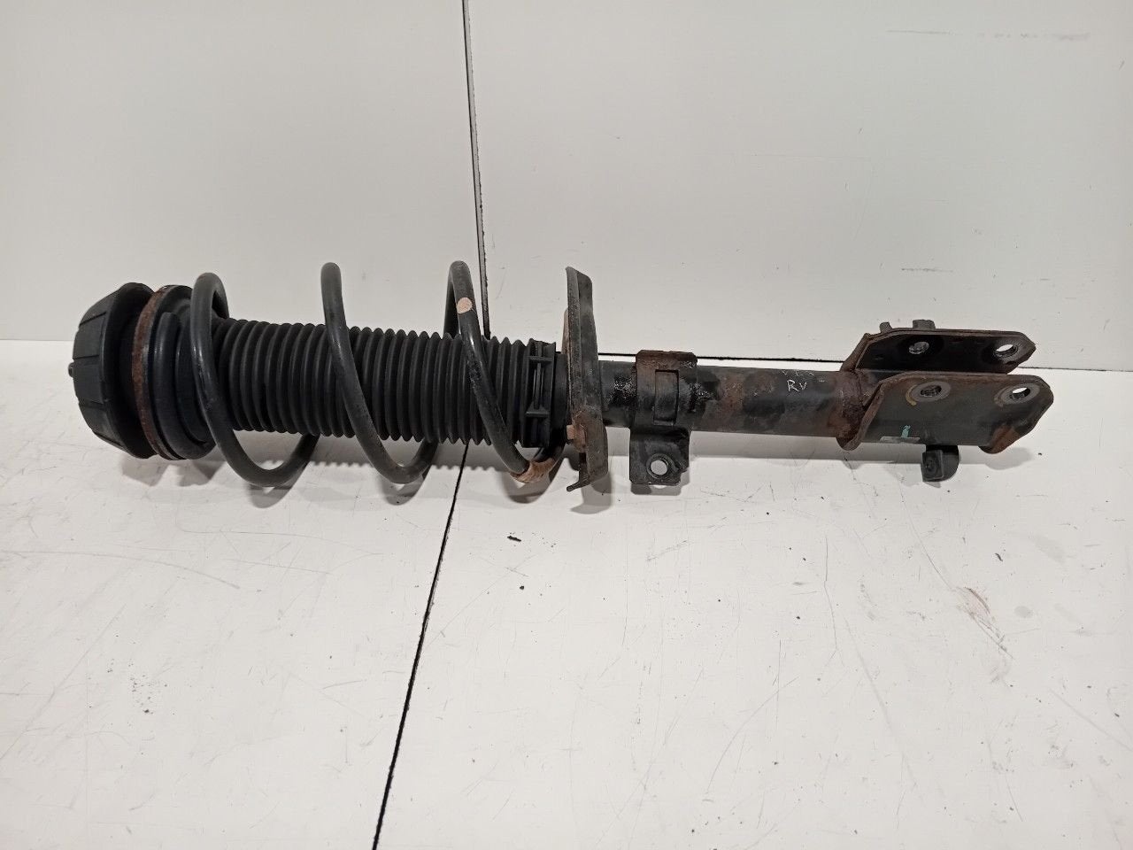 Veerpoot rechts voor Suzuki Swift, Onderdelen@venauto.nl, Van der Ven Autorecycling B.V., Gebruikt, Ettenseweg 76, 4706 PB Roosendaal, The Netherlands