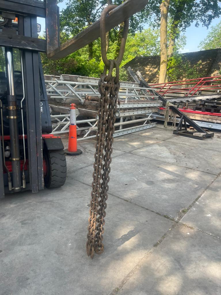4 Sprong hijsketting Wll 6 ton lengte 1.50 m totaal 1.87 m., Ophalen, Zo goed als nieuw, Handmatig