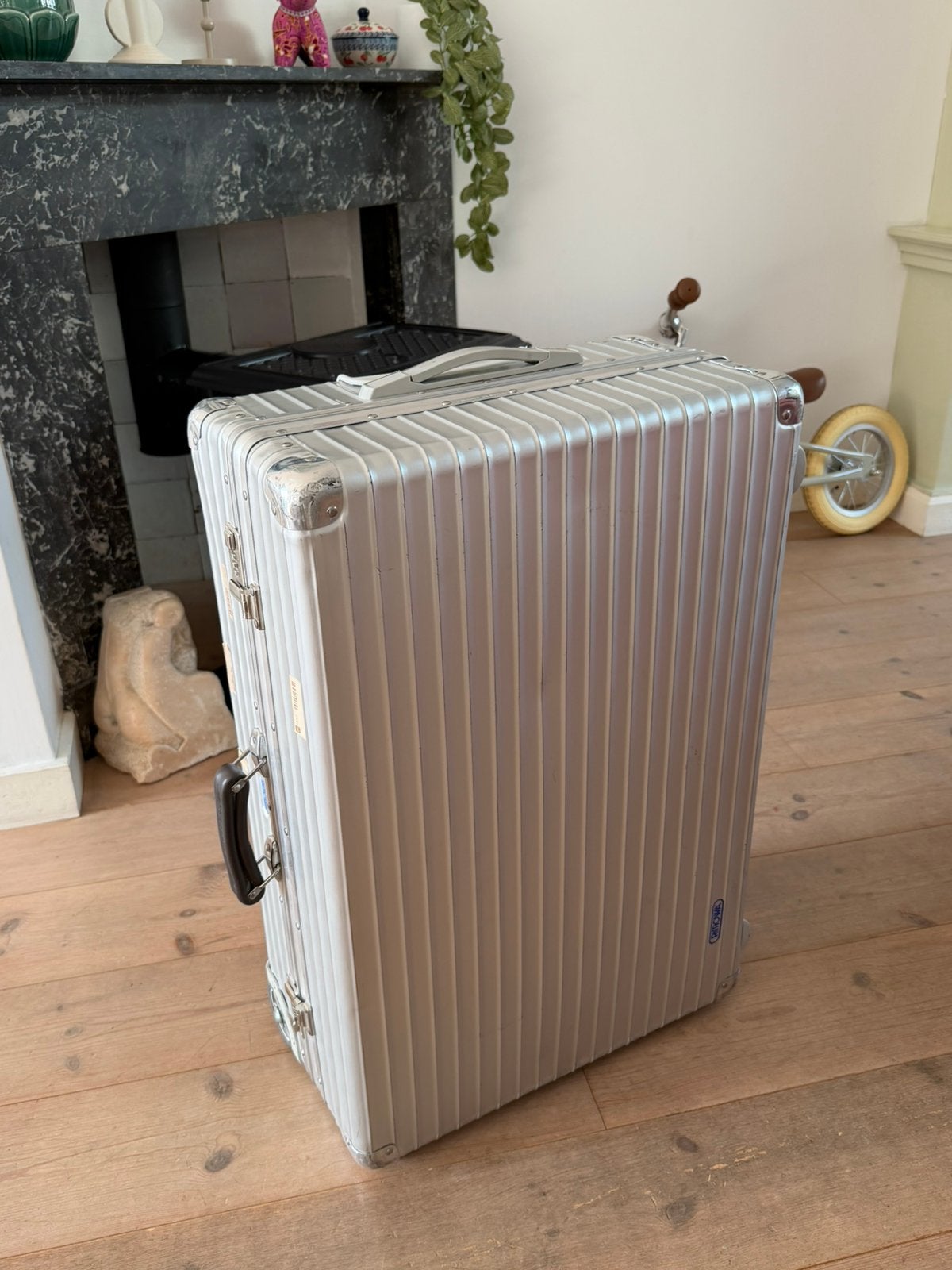 Rimowa Classic Check-In M Aluminium Koffer, Ophalen, Gebruikt, Wieltjes, 70 cm of meer