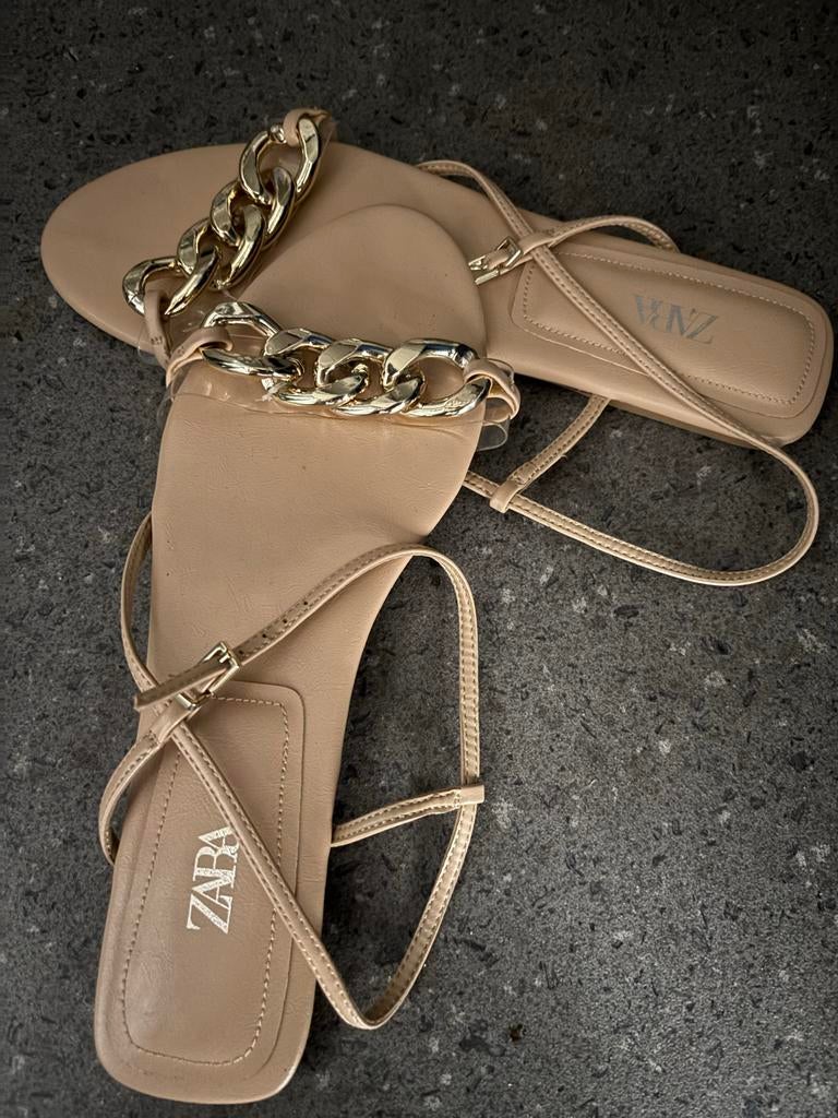 Zara sandalen beige goud maat 41, Ophalen of Verzenden, Zo goed als nieuw, Beige, Sandalen of Muiltjes