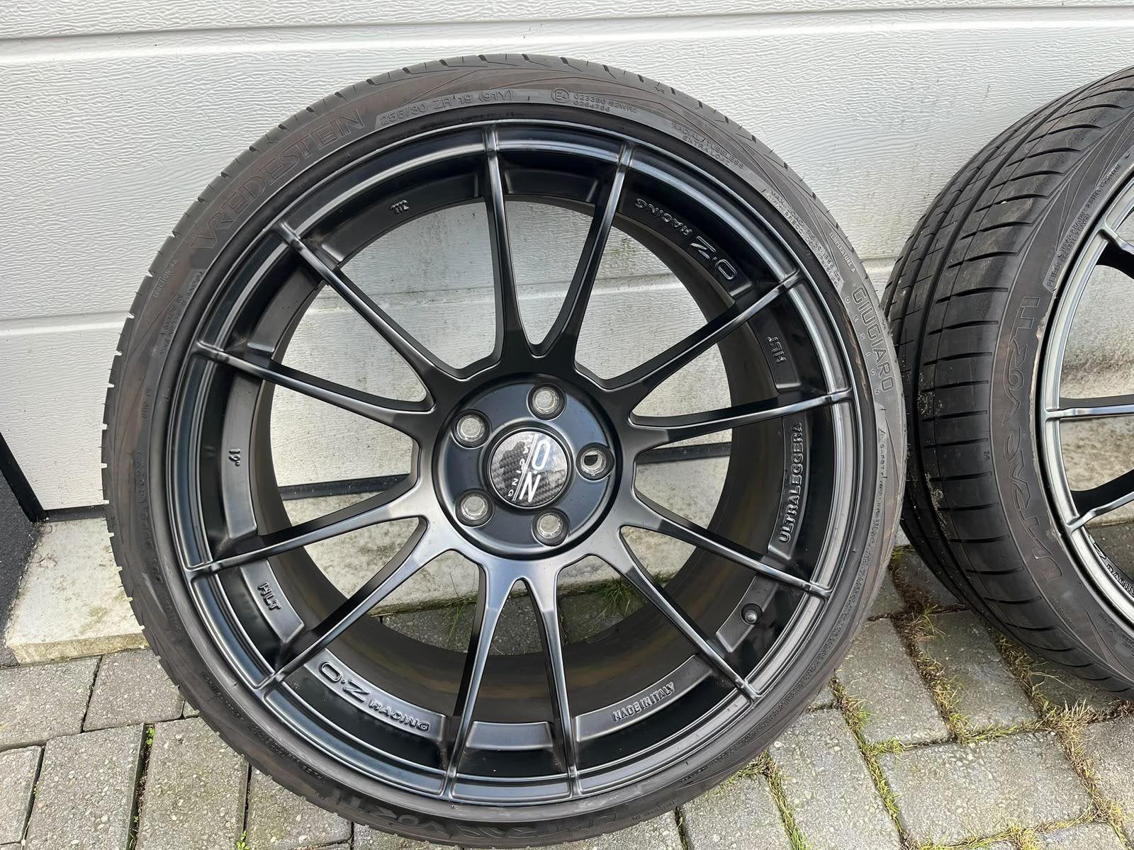 OZ Racing Ultraleggera HLT velgen Matzwart 19 inch, Gebruikt, Velg(en), 235 mm, Personenwagen