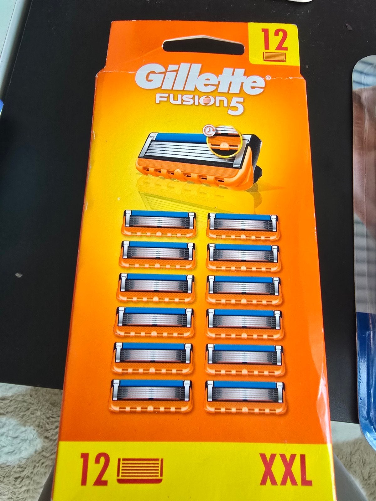 Gillette nieuw, Ophalen, Nieuw