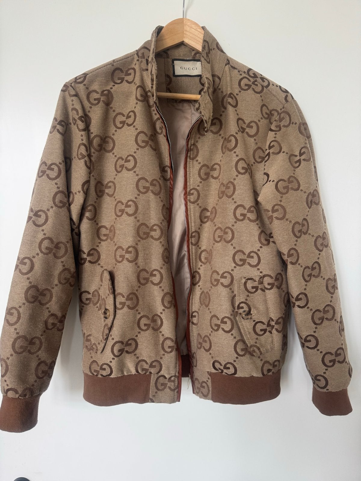 Gucci Bomberjack met GG-monogram maat S, Ophalen of Verzenden, Zo goed als nieuw, Maat 46 (S) of kleiner, Bruin