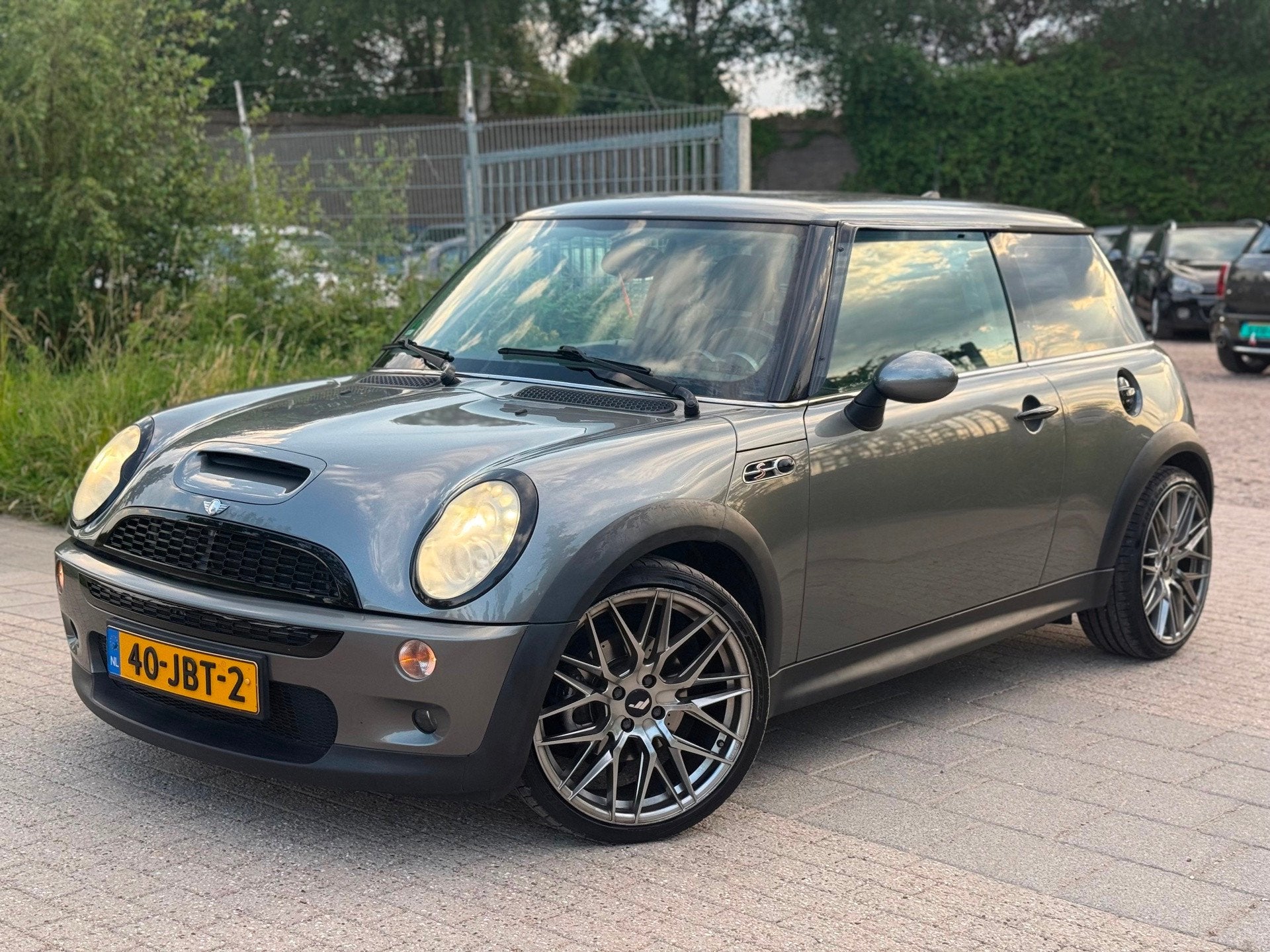 Mini 3-Deurs 1.6 Cooper S Automaat Airco Subwoofer, Auto's, Mini, Gebruikt, 4 cilinders, 4 stoelen, Traction-control