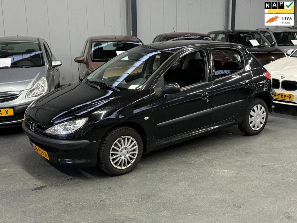 Peugeot 206 1.4 Air-line Nieuwe APK NAP Koppeling vervangen, Voorwielaandrijving, Stof, 4 cilinders, Zwart