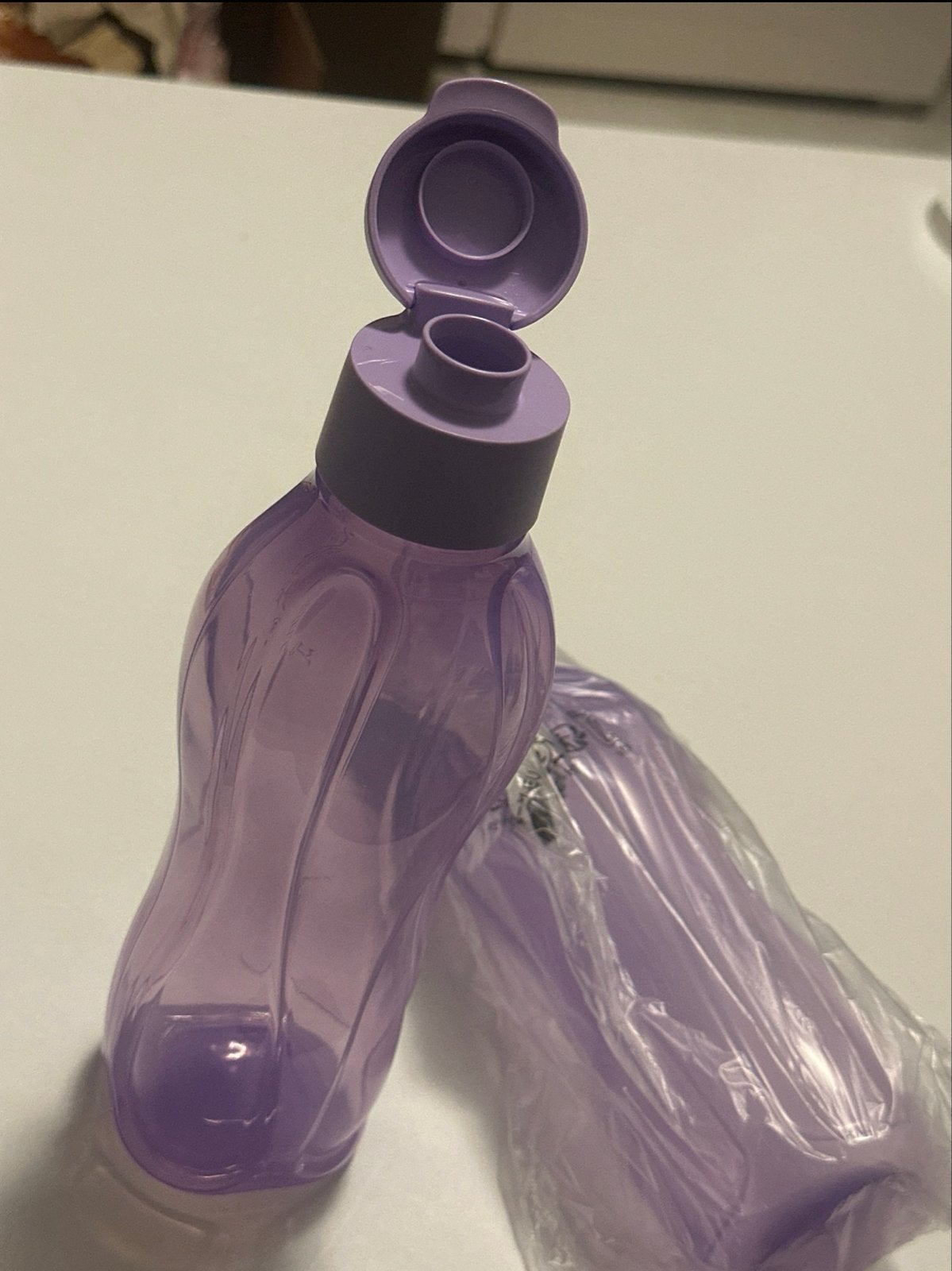 Tupperware Waterfles 750ml Paars, Paars, Ophalen of Verzenden, Drinkfles, Lekvrij
