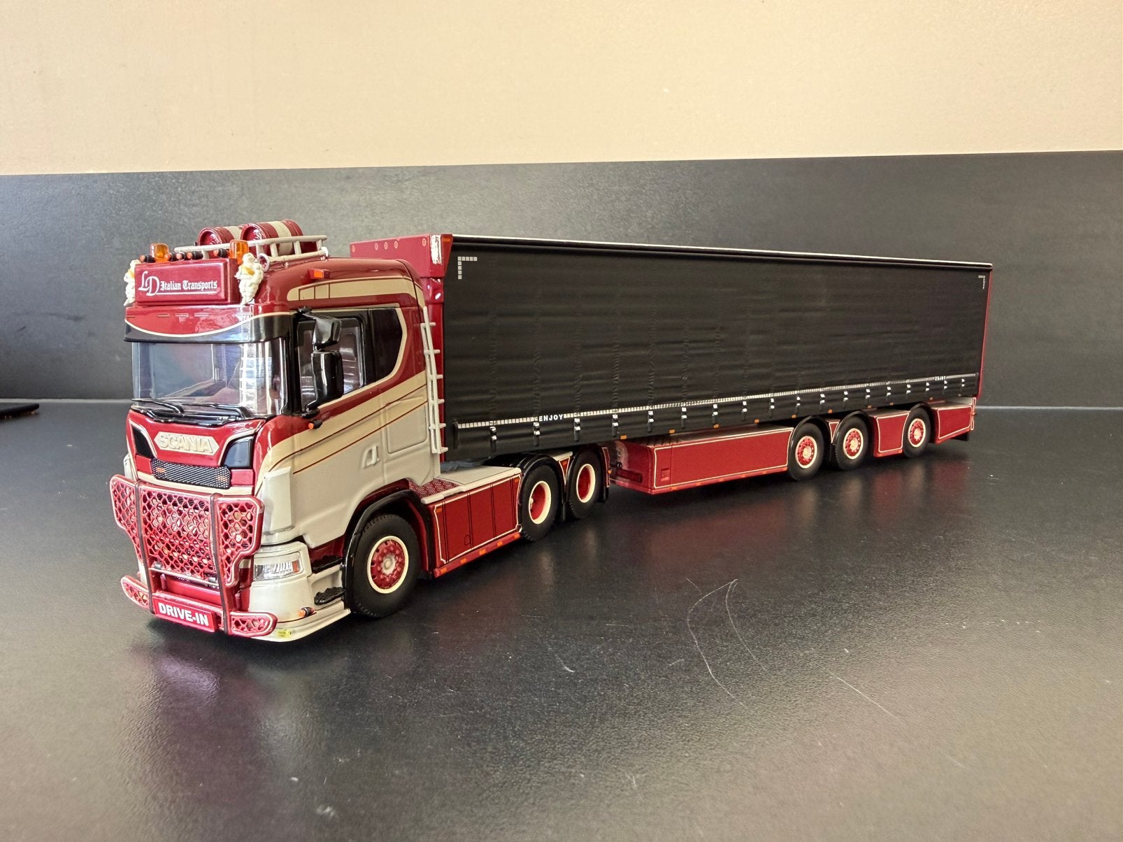 Tekno LD Italian Transports, Hobby en Vrije tijd, Modelauto's | 1:50, Ophalen of Verzenden, Zo goed als nieuw, Bus of Vrachtwagen