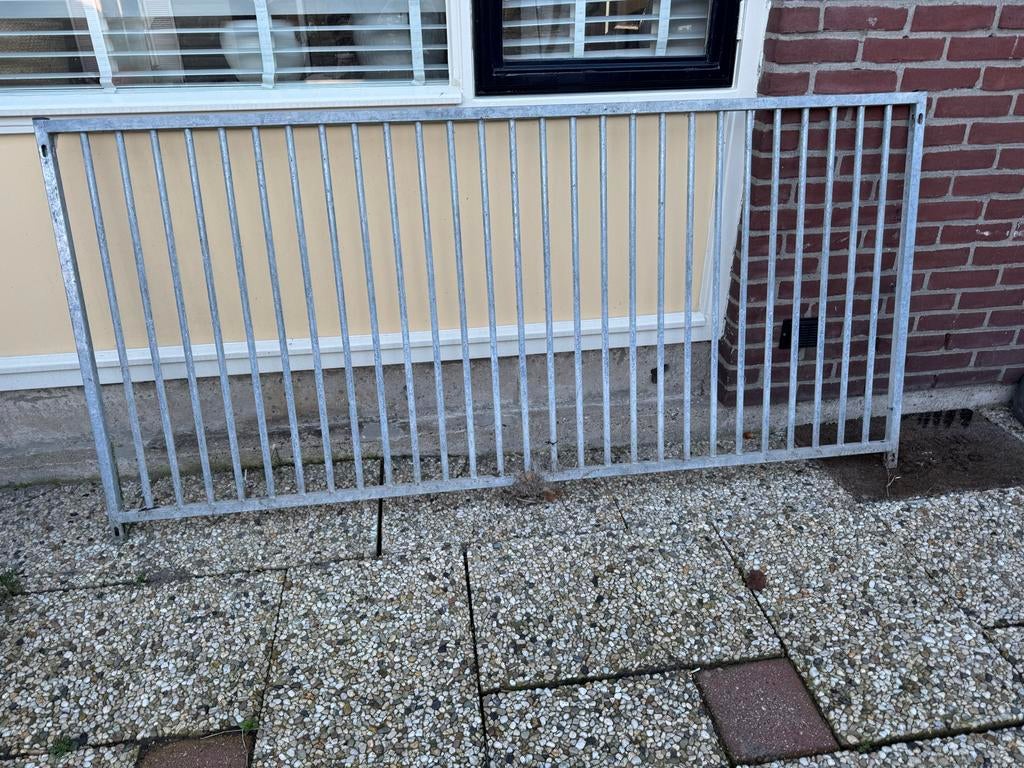 Puppy panelen . Kennel panelen. Hondenren, Ophalen