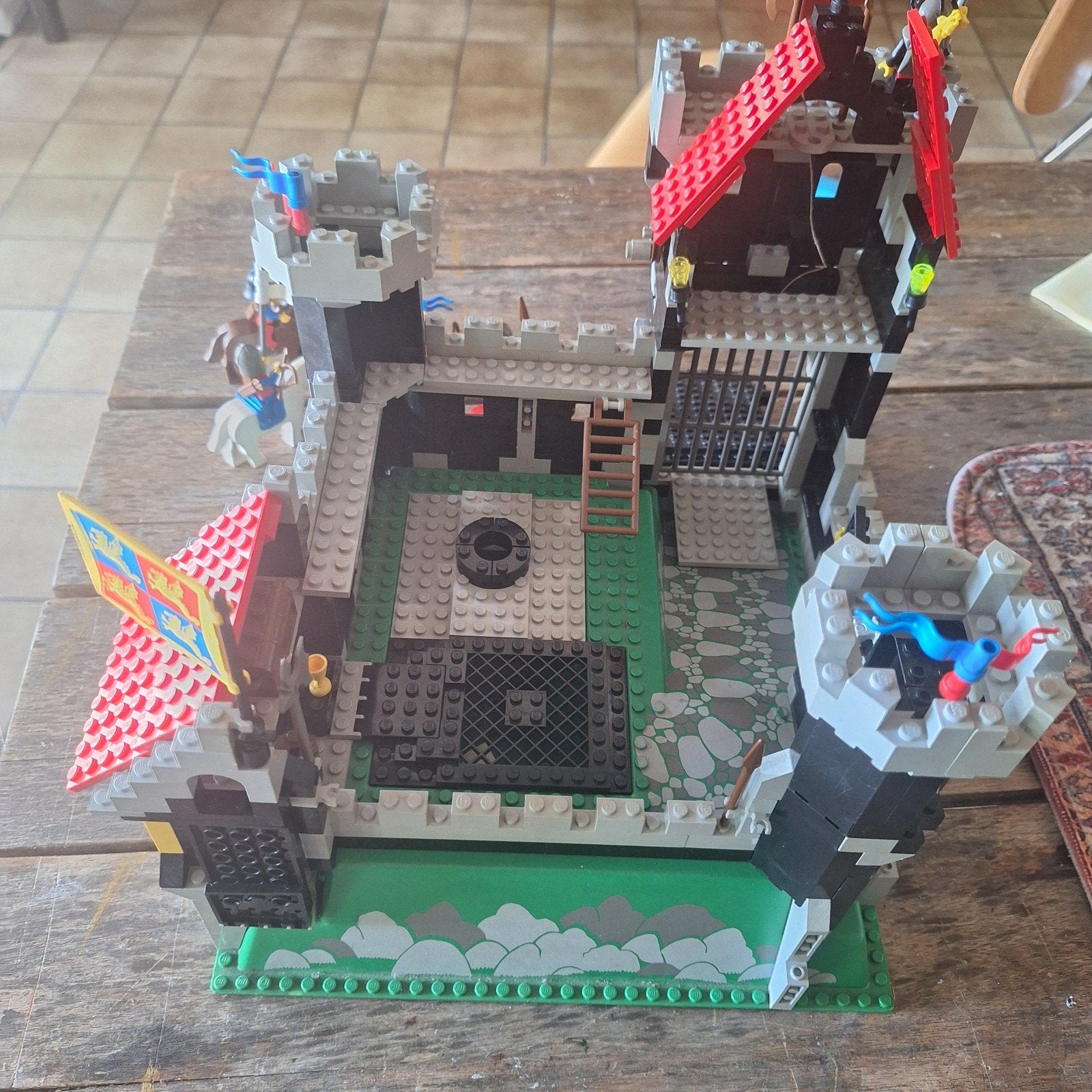 Vintage LEGO Castle 6086 Black Knights Castle, Kinderen en Baby's, Speelgoed | Duplo en Lego, Ophalen of Verzenden