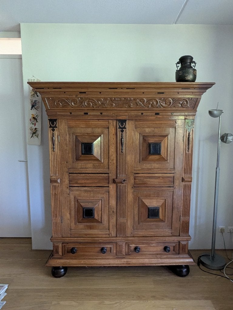 gelderse kussenkast, Ophalen