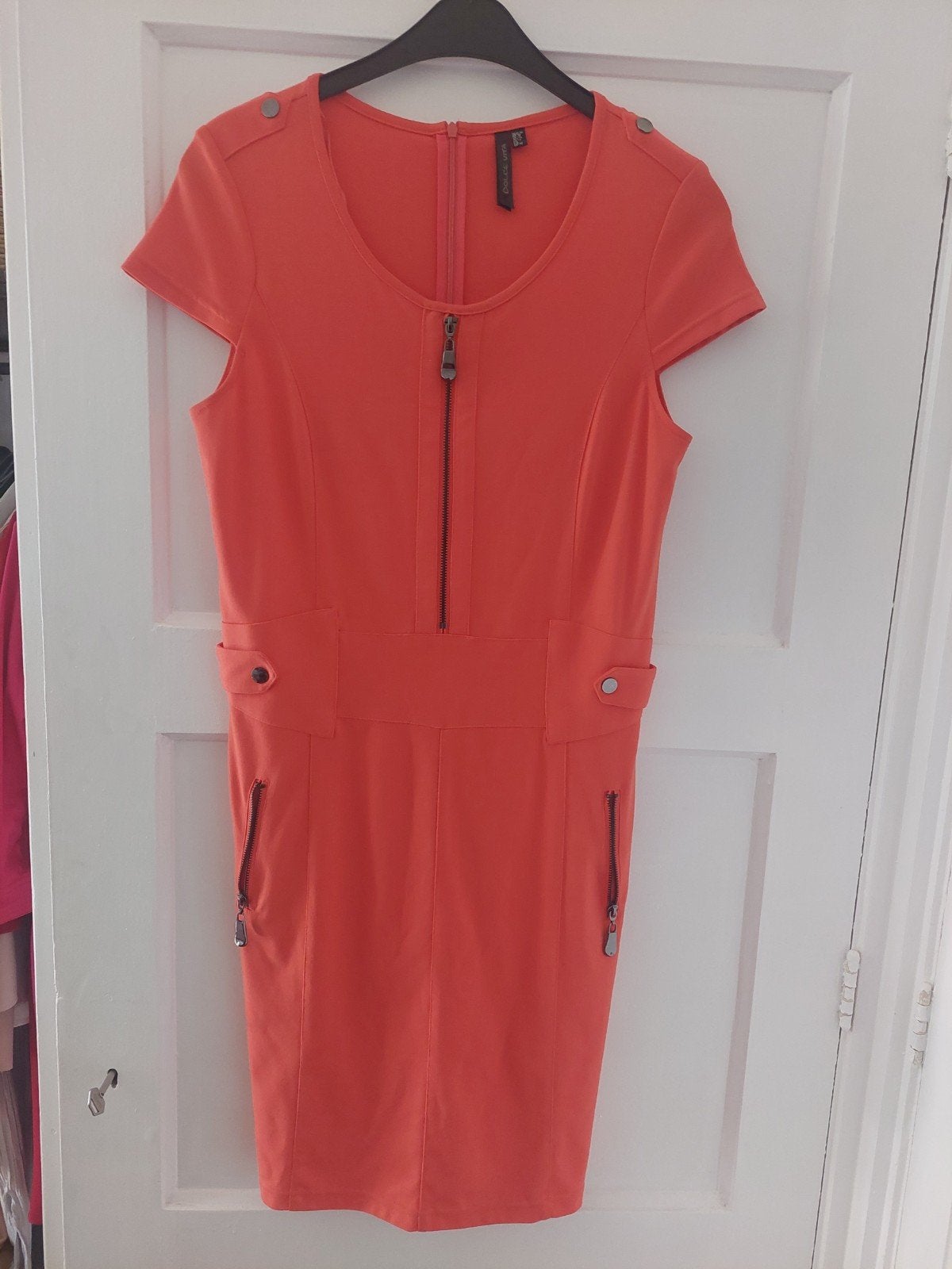 Dolce Vita oranje jurk met ritsdetails M, Oranje, Zo goed als nieuw, Dolce Vita, Boven de knie