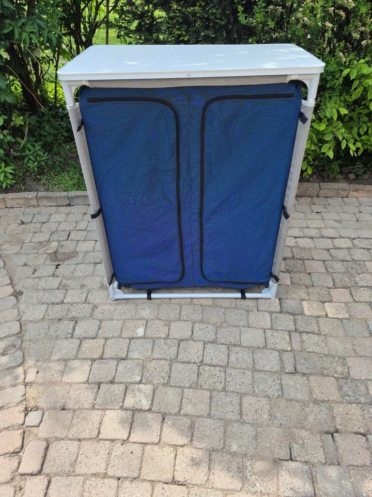 Camping kast Vrijbuiter met 6 plankjes en opbergvakjes, Caravans en Kamperen, Ophalen