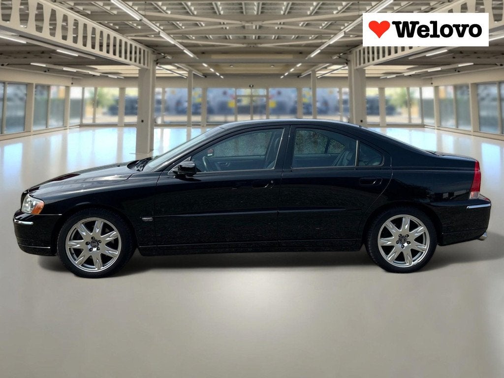 Volvo S60 2.5T Summum CarPlay, Leder interieur, trekhaak, el, Voorwielaandrijving, Gebruikt, S60, Handgeschakeld