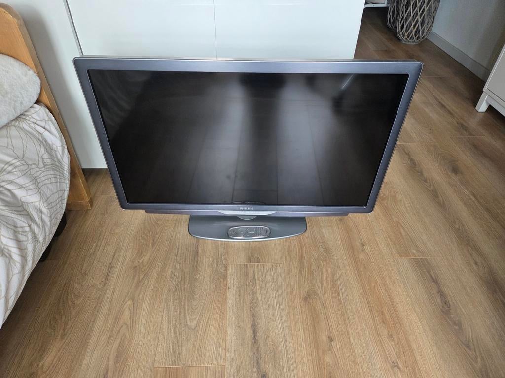 Philips 40 inch Full HD LED TV met Ambilight, Ophalen
