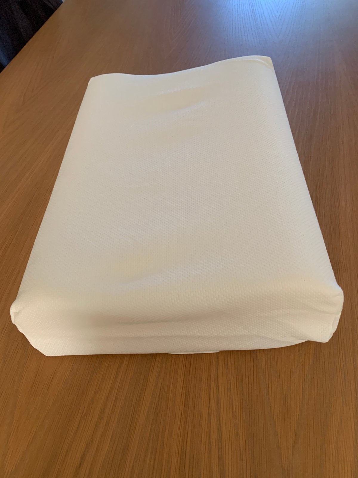 Ergonomisch hoofdkussen Ikea, Eenpersoons, Wit, Ophalen of Verzenden, Zo goed als nieuw