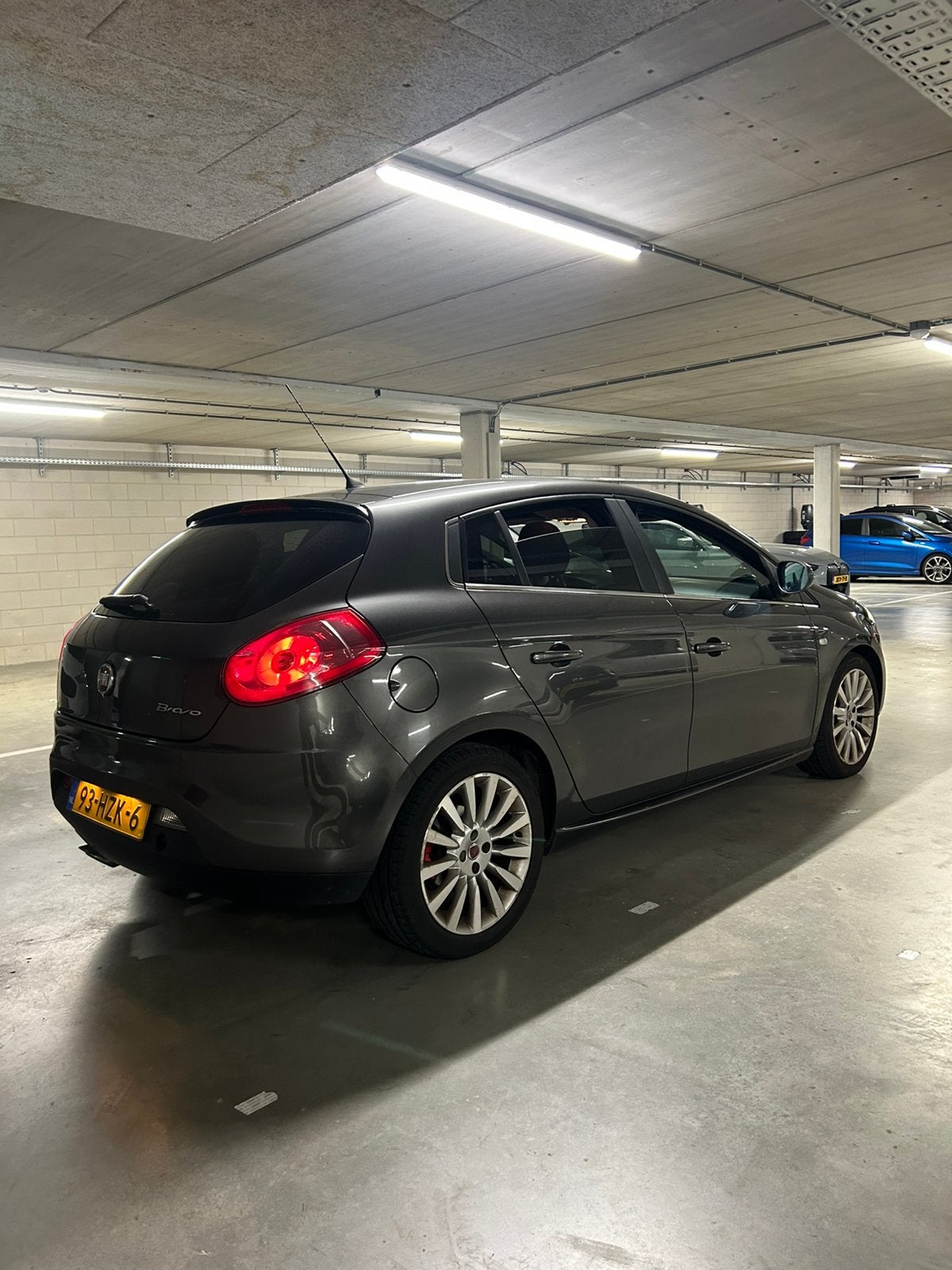 Fiat Bravo 1.4 16V 150 5DR 2009 Grijs, Auto-onderdelen, Ophalen, Gebruikt, Rechts, Bumper