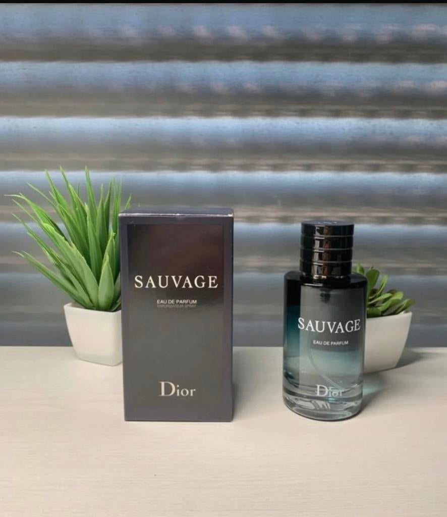 Dior Sauvage Eau de Parfum - 100ml, Sieraden, Tassen en Uiterlijk, Uiterlijk | Parfum, Ophalen of Verzenden, Zo goed als nieuw
