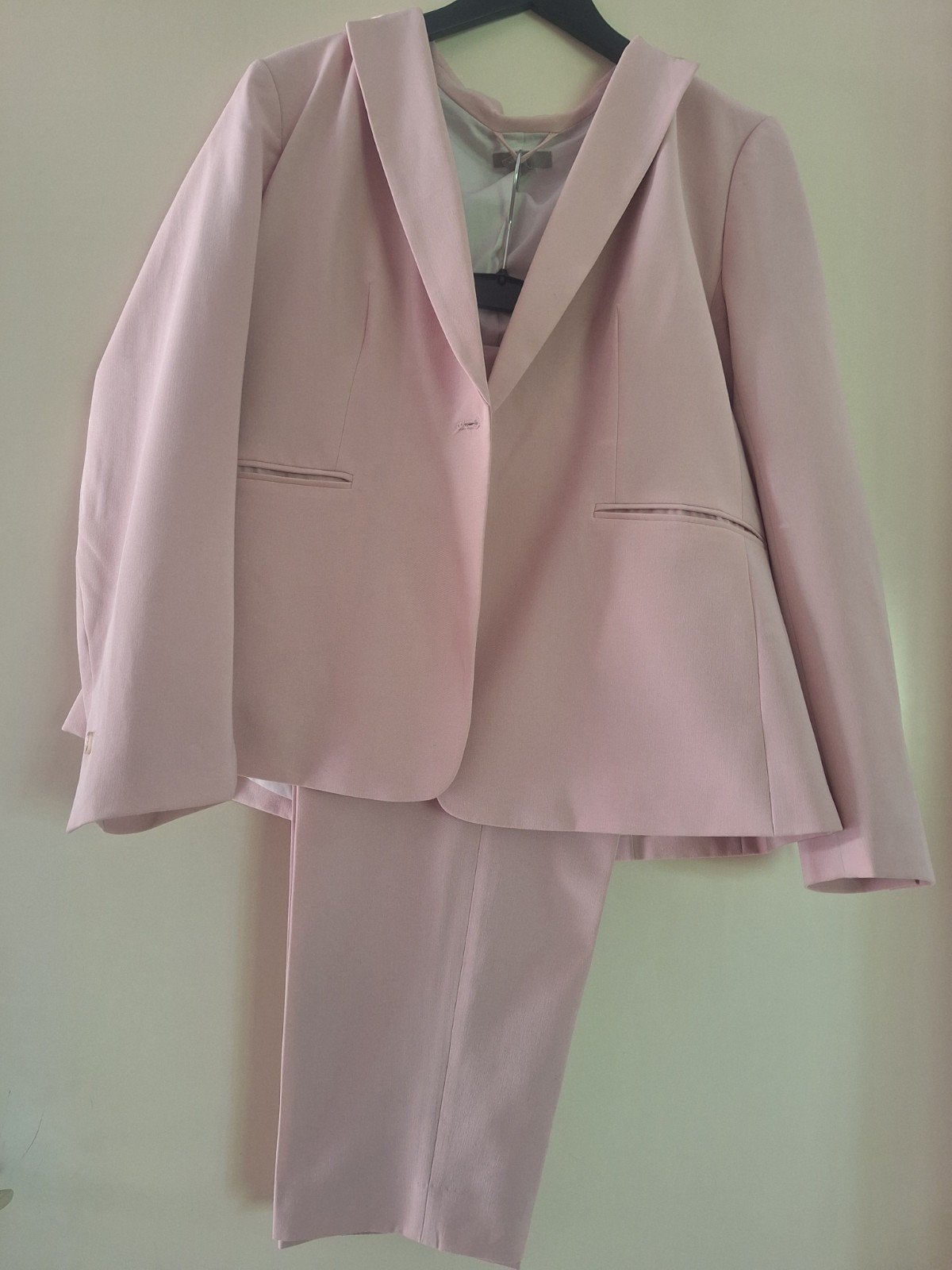 Roze damespak - Jasje en pantalon, Kostuum of Pak, Maat 42/44 (L), Ophalen of Verzenden, Zo goed als nieuw
