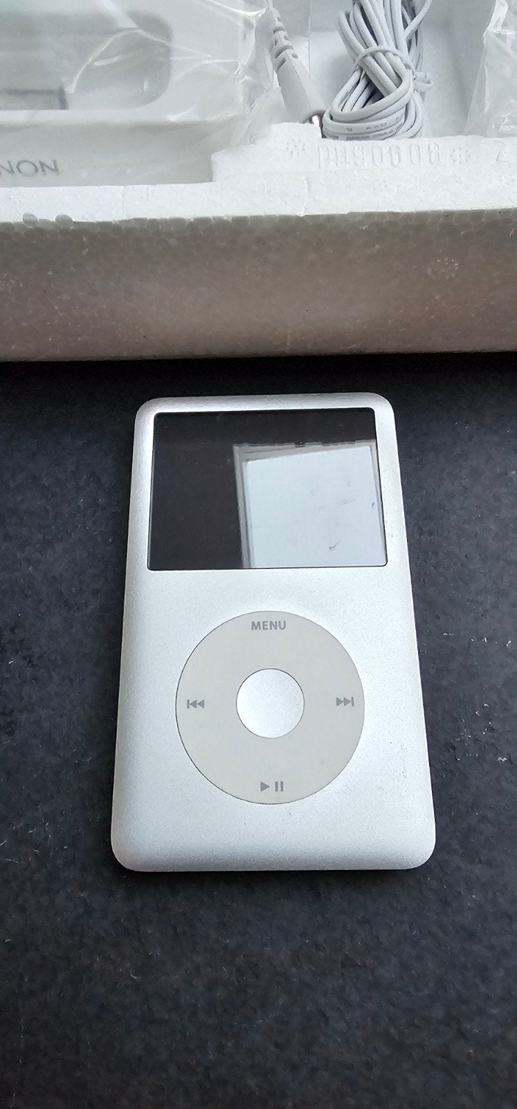 Apple iPod Classic 160GB met Denon ASD-1R Dock, Audio, Tv en Foto, Mp3-spelers | Apple iPod, Ophalen of Verzenden, Shuffle, 40 GB en meer