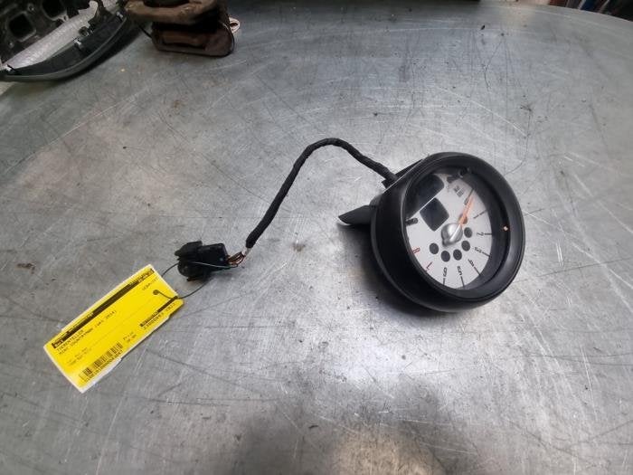 Toerenteller van een Mini Countryman, Gebruikt, -, -, Ophalen of Verzenden