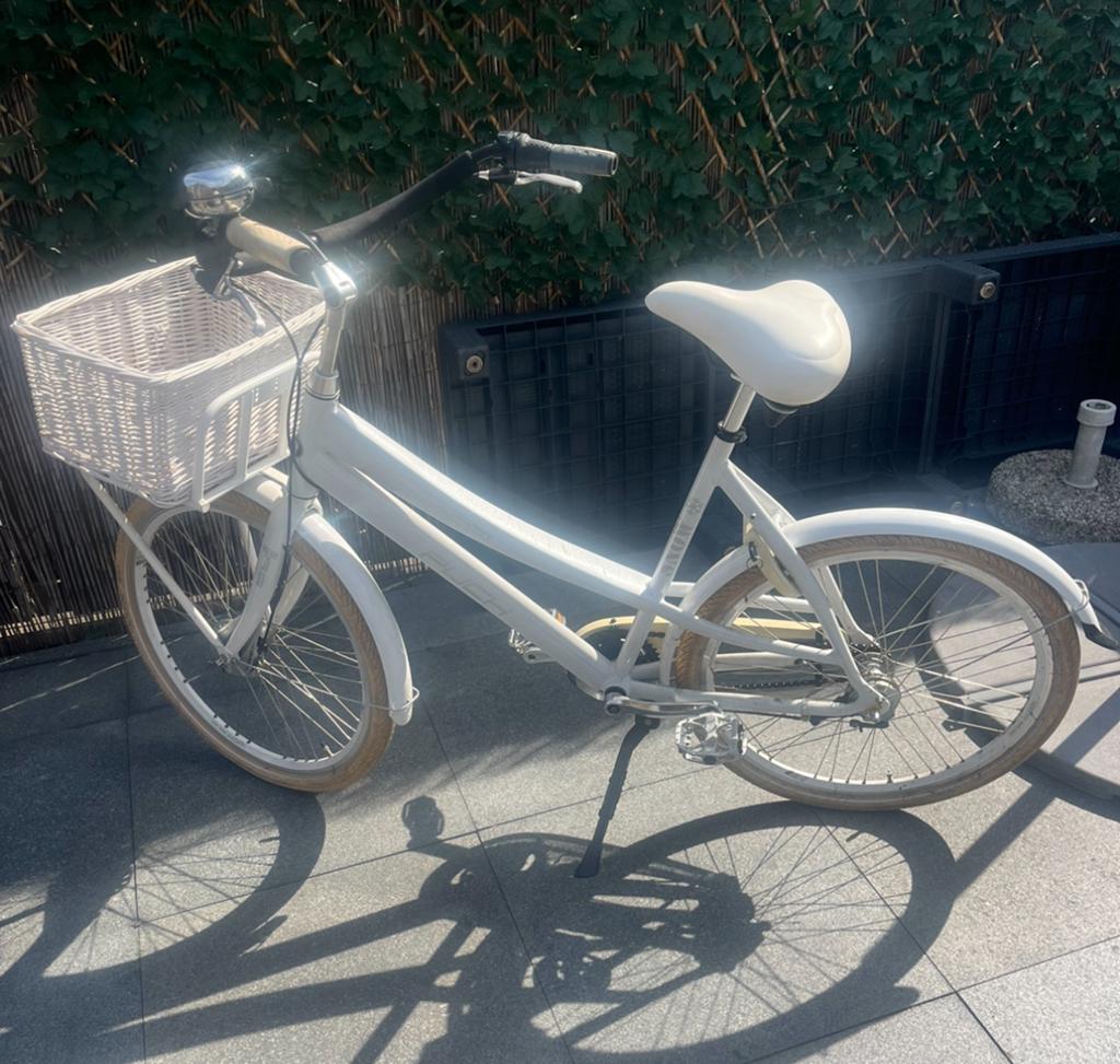 Puch Damesfiets Wit Parelmoer - Hoog Frame, Versnellingen, Ophalen of Verzenden, Trommelrem, Gebruikt