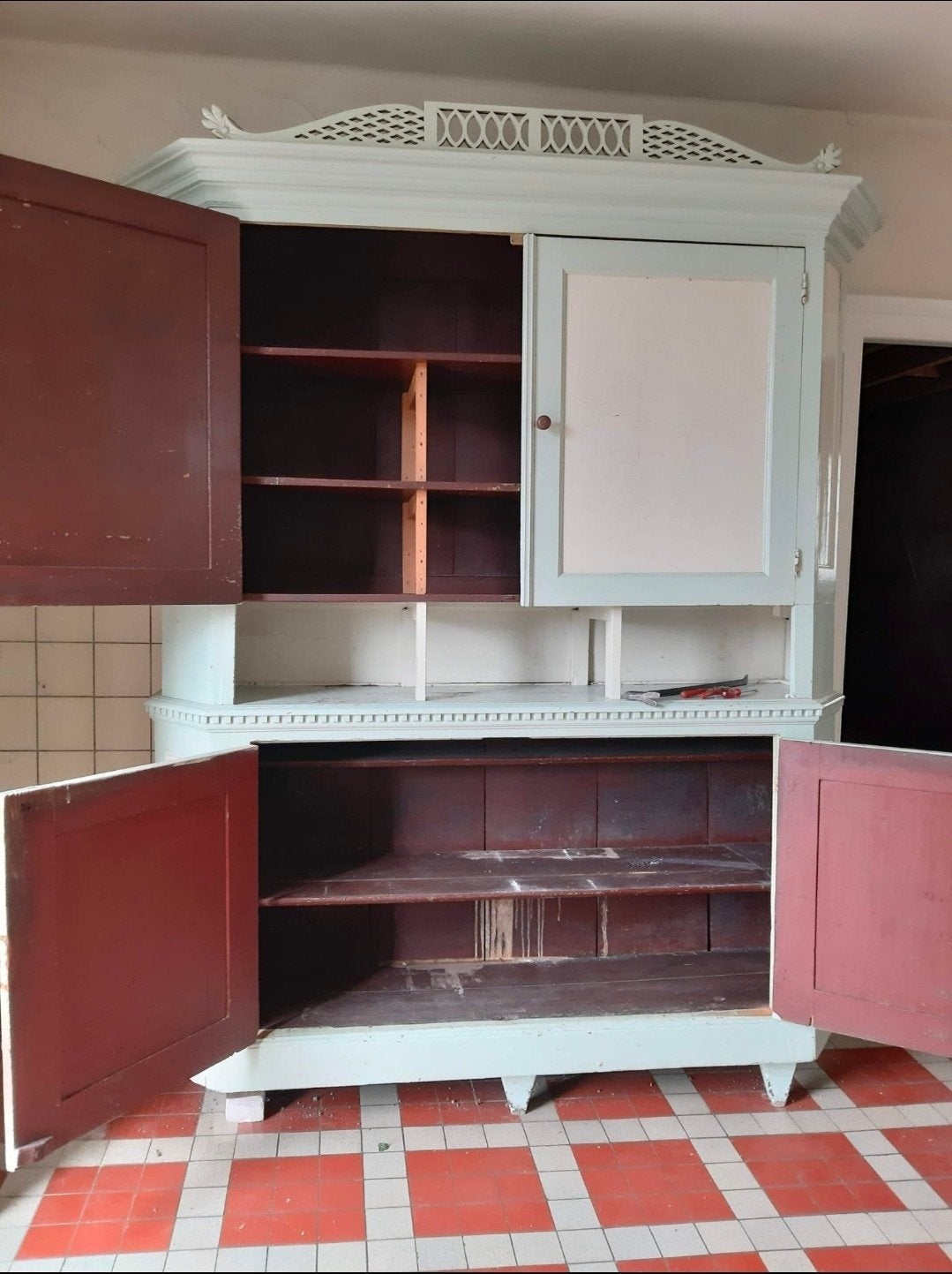 grote landelijke brocante vintage servies kast, buffetkast, Ophalen, Gebruikt, V6, Met deur(en)