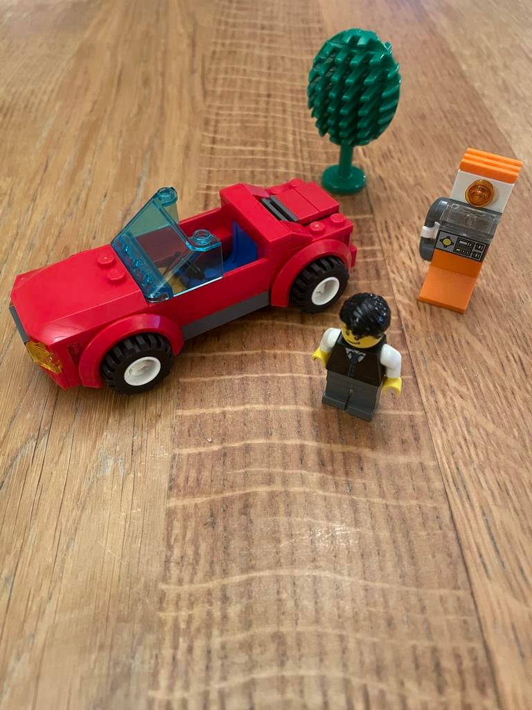 Lego City 8402 Sportwagen met minifiguur en tankstation, City, Verzenden, Lego, Zo goed als nieuw