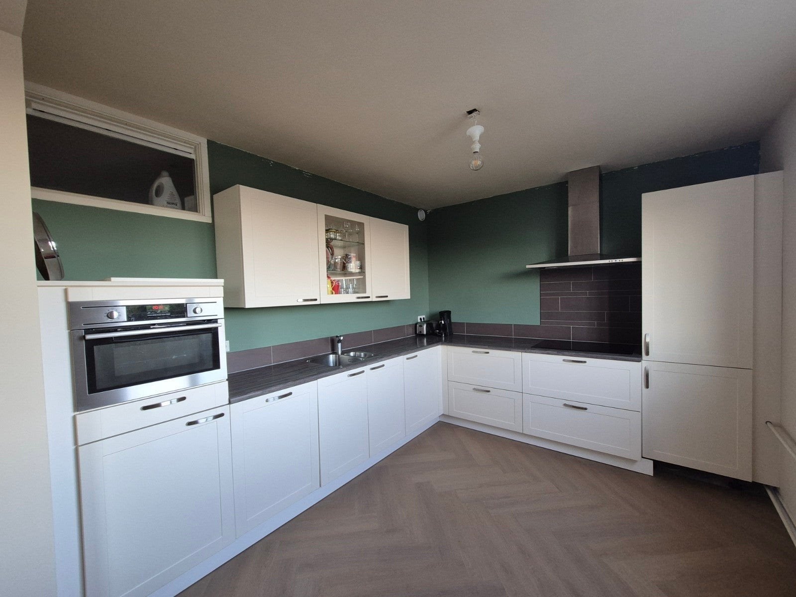 Complete keuken met AEG apparatuur, Huis en Inrichting, Keuken | Complete keukens, Ophalen, Gebruikt, Hoekkeuken