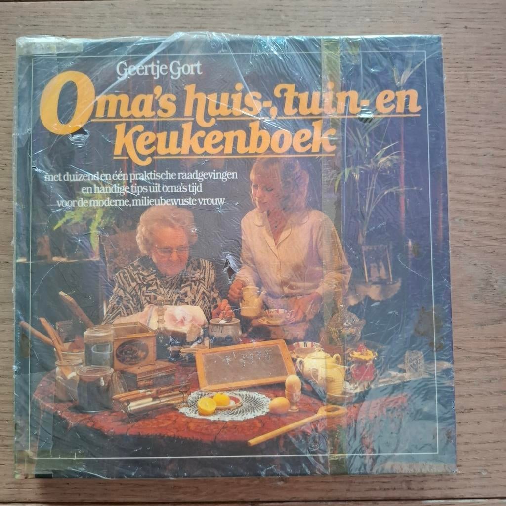 NIEUW oma's huis-,tuin- en keukenboek  geertje gort, Ophalen of Verzenden, Nieuw