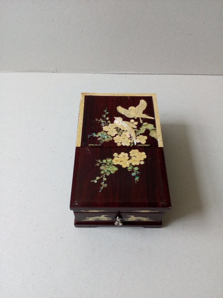Vintage sieradenkistje. Ingelegd parelmoer., Ophalen of Verzenden