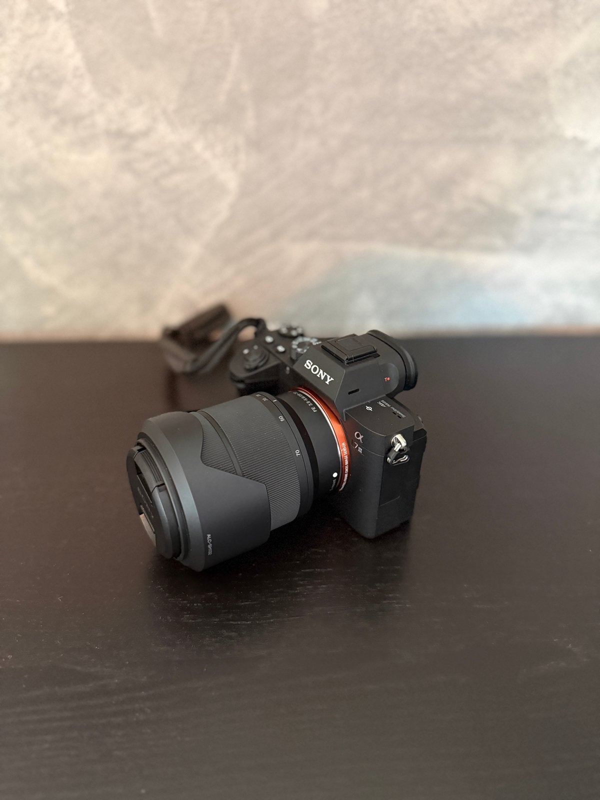 Sony A7 III body met Sony SEL2870 NEX FF lens, Ophalen, Beeldstabilisatie, Zo goed als nieuw, 4 t/m 7 keer