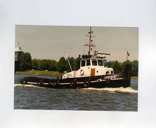 scheepvaart-foto-lodewijk, Ophalen of Verzenden, Zo goed als nieuw, Motorboot, Boek of Tijdschrift