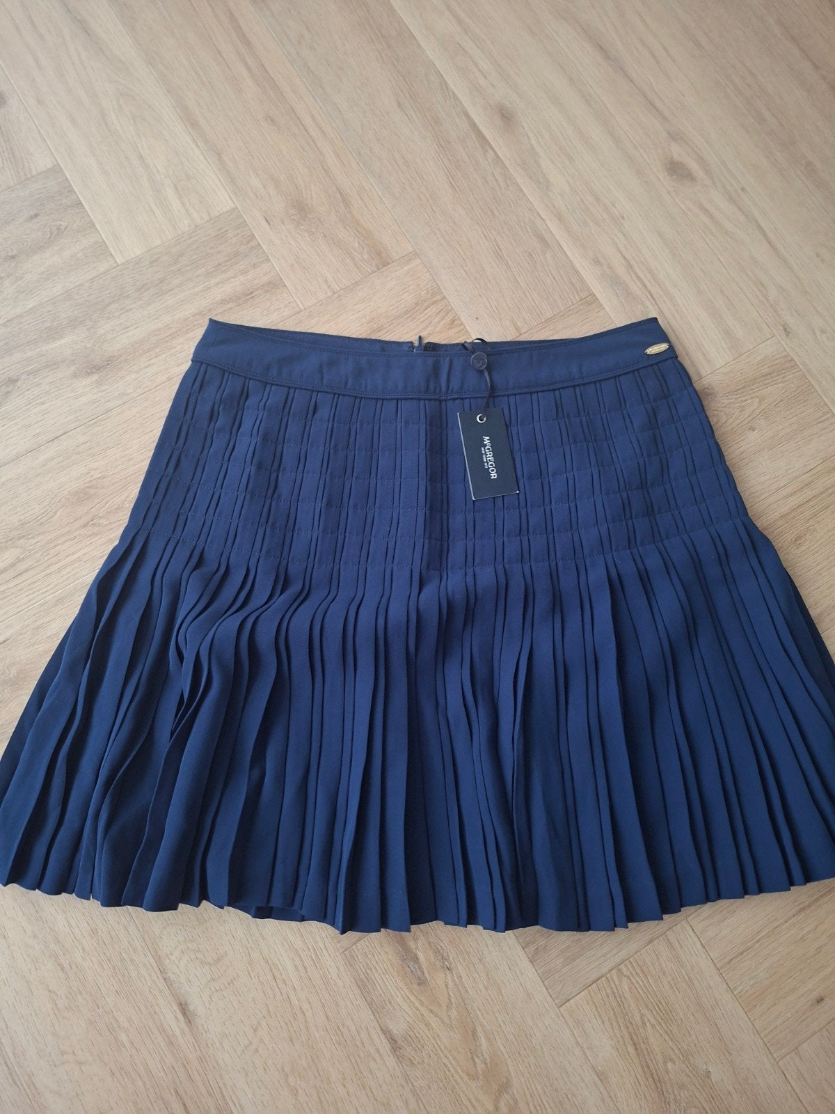 McGregor Donkerblauwe Plissé Rok - Nieuw met kaartjes, Kleding | Dames, Rokken, Maat 38/40 (M), McGregor, Blauw, Nieuw