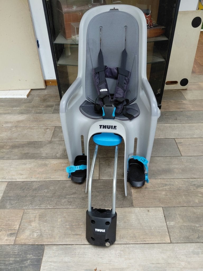 Fietsstoel van Thule, als nieuw !, Ophalen, Achterzitje, Voetsteuntjes, 9 t/m 18 kg