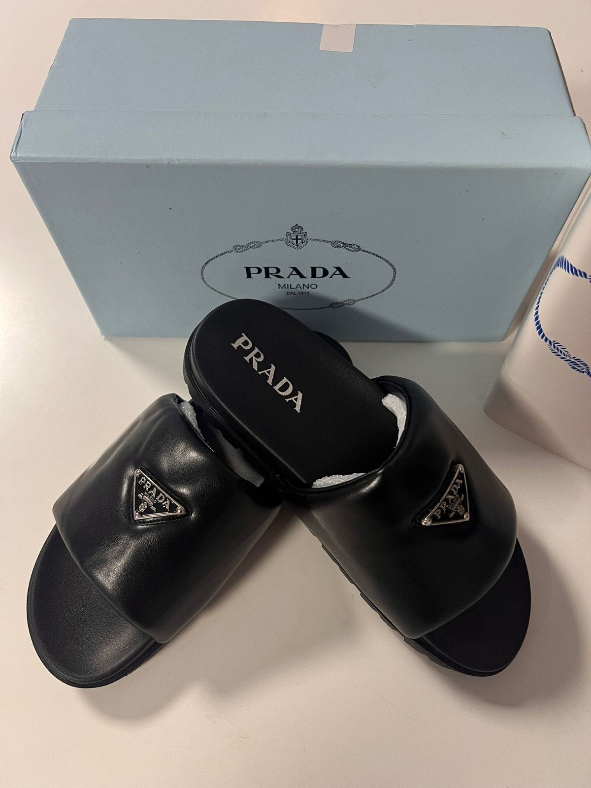 Prada slippers - Laatste maten: 37, 38, 39, Slippers, Prada, Zwart, Nieuw