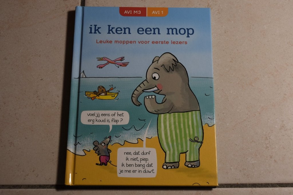 Ik ken een mop / Daniëlle Roothooft AVI M3, Ophalen of Verzenden, Zo goed als nieuw, Fictie algemeen