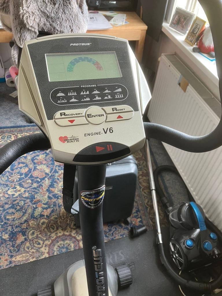 Hometrainer Proteus / Engine V6, Ophalen, Zo goed als nieuw, Metaal, Benen