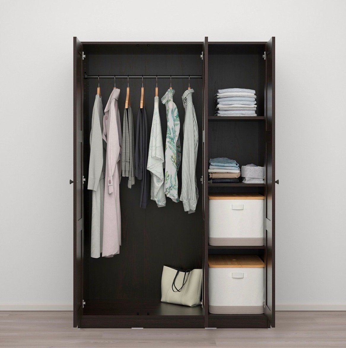IKEA Kledingkast Zwartbruin - Ruim en Praktisch, Huis en Inrichting, Kasten | Kledingkasten, Ophalen, Gebruikt, 100 tot 150 cm