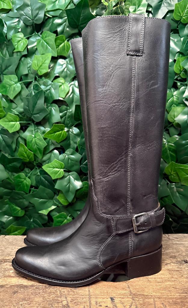 Nieuwe prachtige hoge laarzen van sendra maat 38, Zwart, Nieuw, Ophalen of Verzenden, Sendra