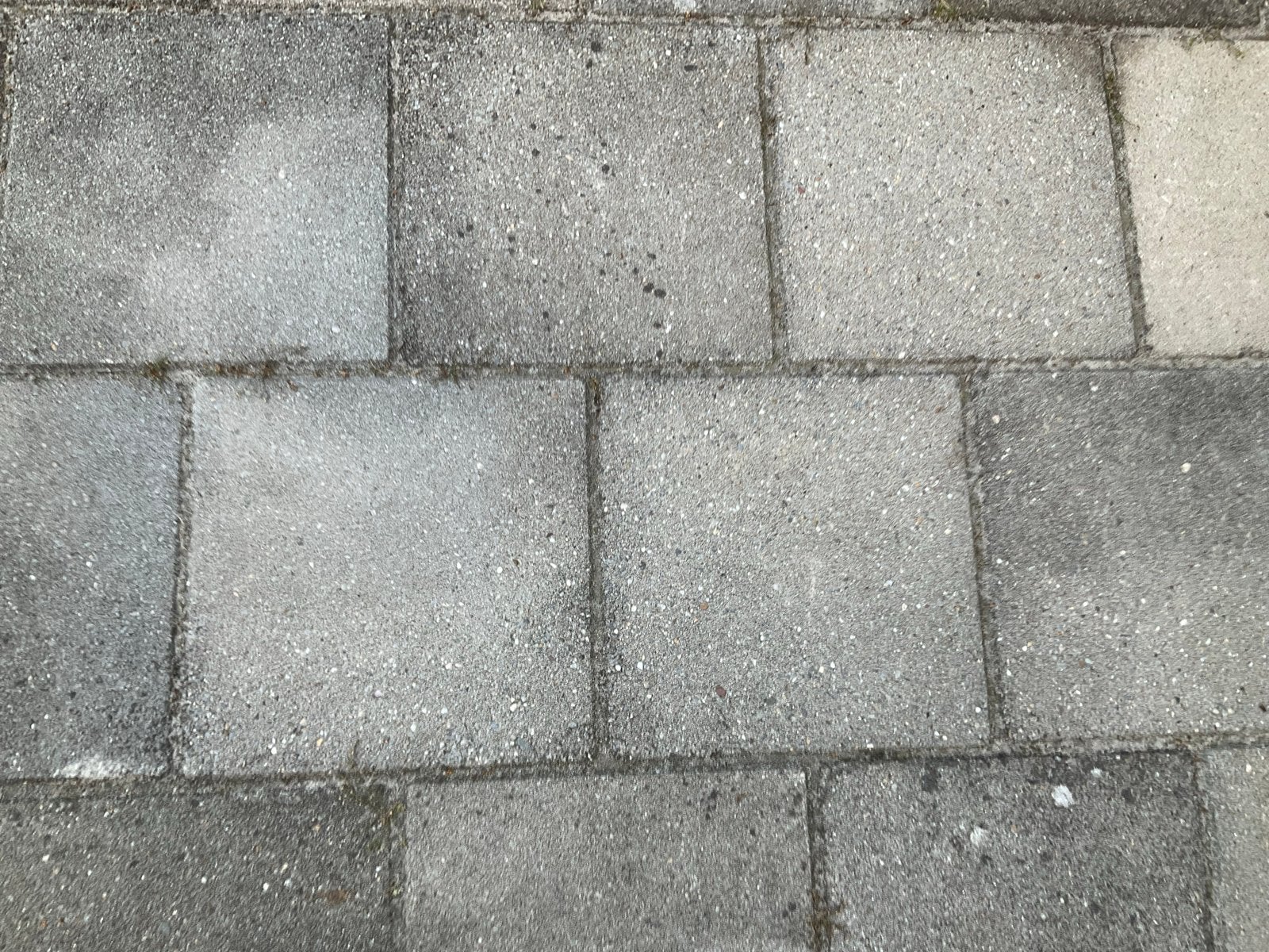 Gratis mooie beton tegels 30x30 in Joure, Friesland, Ophalen, Hardsteen, Zo goed als nieuw, 20 tot 40 cm