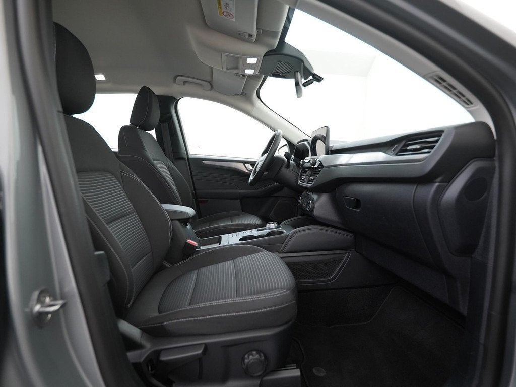 Ford Kuga 2.5 PHEV Titanium | Trekhaak | Stuurverwarming | Z, Auto's, Ford, 12 maanden, Gebruikt, Euro 6, 4 cilinders