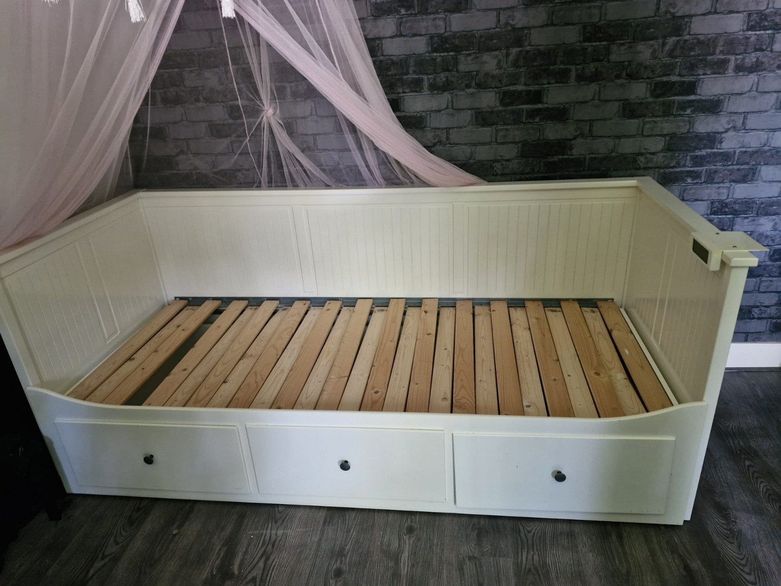 IKEA Hemnes bedbank met lades en matrassen, Gebruikt, Wit, Tweepersoons, Ophalen of Verzenden