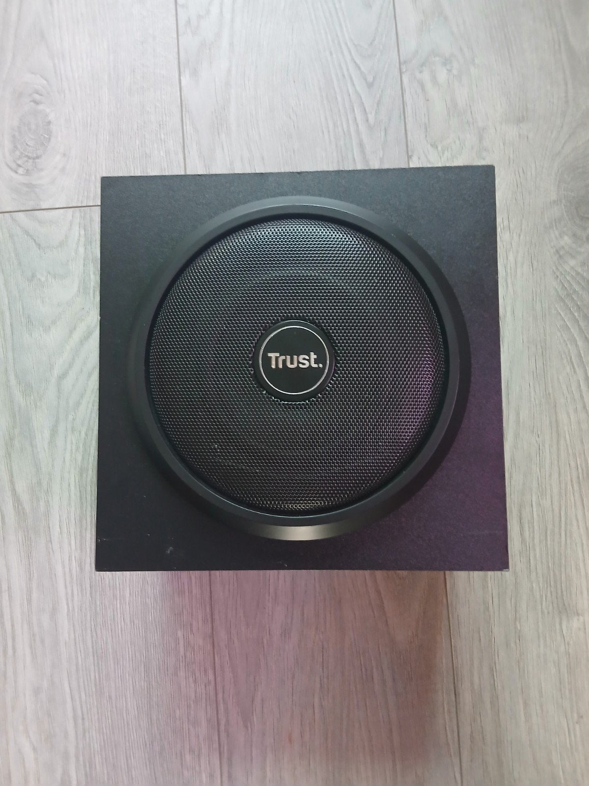 moet snel weg Trust Subwoofer met 2 Satelliet Speakers - Lic, Gebruikt, Inclusief kabels, Speakerset, Ophalen
