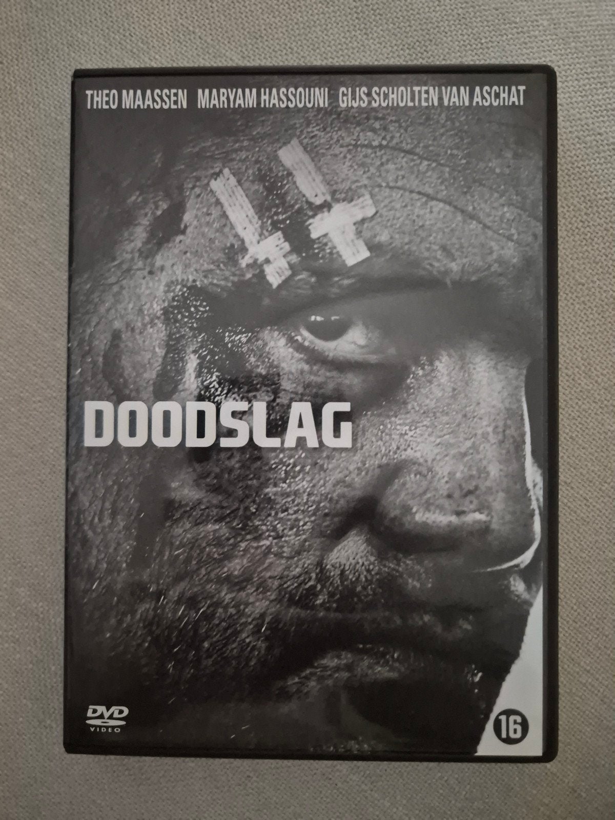 Doodslag, Vanaf 16 jaar, Nederlands, Zo goed als nieuw, Ophalen of Verzenden