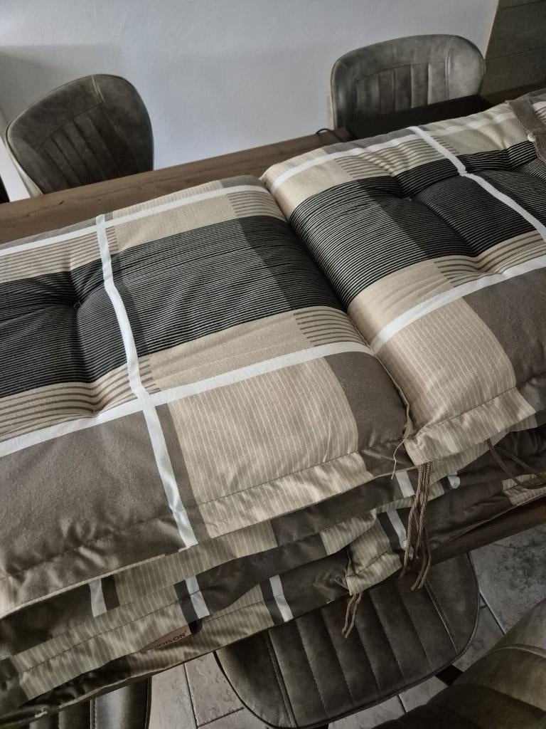 Set van 10+2 Madison tuinstoelkussens, Ophalen, Zo goed als nieuw