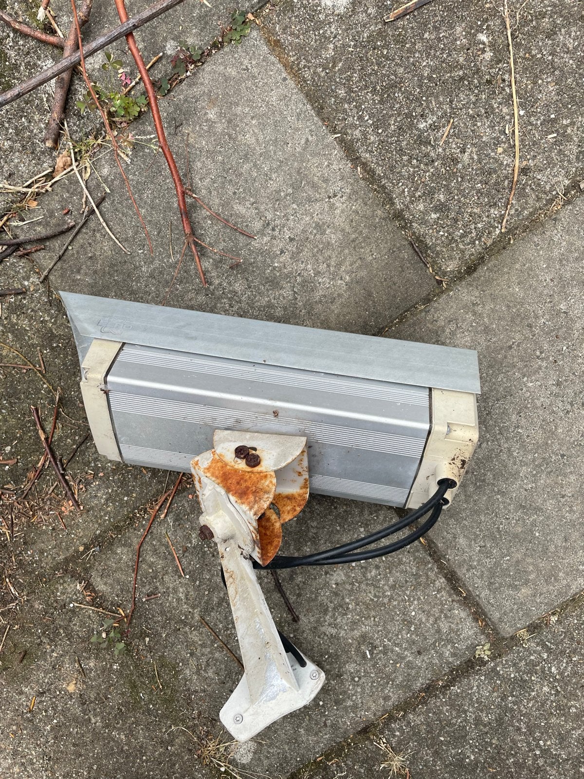Nep camera - Afschrikking tegen inbraak.   Fake camera, Ophalen, Gebruikt, Buitencamera